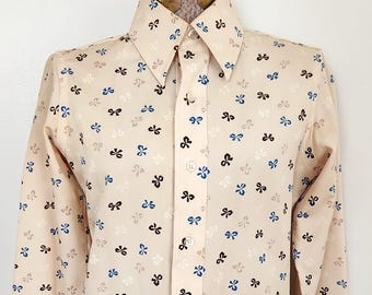 Vintage Ms. Sero Shirtmakers Ribbon Bows Print Pointed Collar Blouse -- Retro 1970s 1980s Cute Women's Dress Shirt - Unique Pattern Clothing