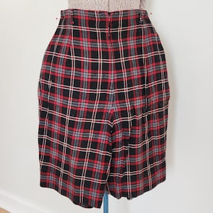 Vintage Christenfeld Dark Tartan Plaid Shorts --- Retro Classic Academia Style Kids Juniors Petite Short Trousers --- Autumn Back to School