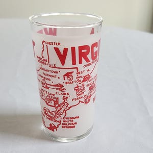 Vintage West Virginia State Map Souvenir Drinking Glass --- Retro American Road Trip Souvenir Glassware --- Traveler Hometown Home Decor