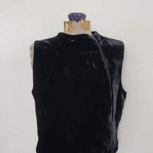 Vintage Giorgio Armani A Milano Borgonuovo 21 Black Velvet Sleeveless Blouse --- Retro 1990s 2000s Black Label Elegant Designer Clothing