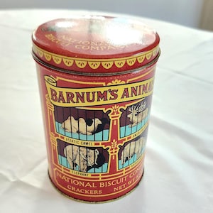 Vintage Barnum&#39;s Animal Crackers Nabisco Decorative Tin --- Retro Circus Carnival Kitchen Home Decor --- Antique Candy Cookie Storage