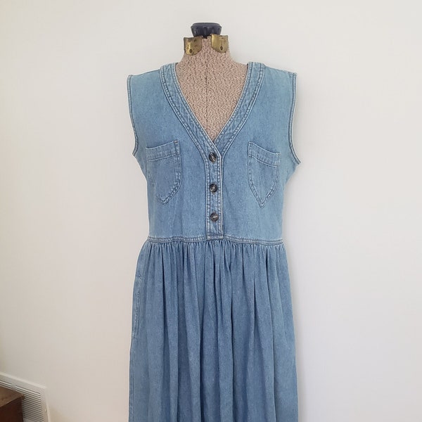 Vintage Fads Denim Dress --- Retro Spring Summer Easy Breezy Women's Fashion --- Classic American Style Layering Clothing --- Blue Clothes