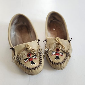 Vintage Minnetonka Thunderbird Beaded Beige Brown Leather