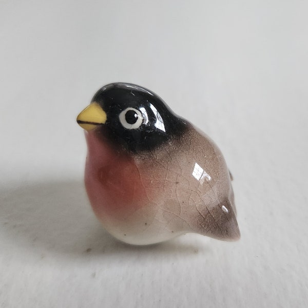 Vintage Hagen-Renaker Little Round Robin Miniature Ceramic Figurine --- Retro Little Songbird Backyard Bird Mini Figure --- Terrarium Decor