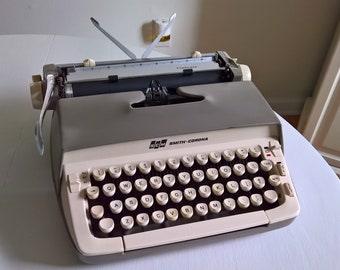 Vintage Smith-Corona Galaxie Typewriter --- Retro 1960's Writer Machine Office Home Decor --- Mid Century Mod Industrial Space Age Style