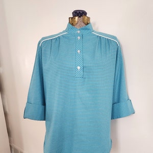 Vintage Lind-Clare Simple Gingham Plaid Blue Shirt --- Retro Groovy Timeless Fashion Women&#39;s Clothing --- 1970s Style Everyday Casual Top