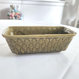 Vintage Brush Pottery Olive Green Diamond Scale Ceramic Planter --- Retro American Pottery Succulent Flower Pot Cool Mid-Century Home Decor