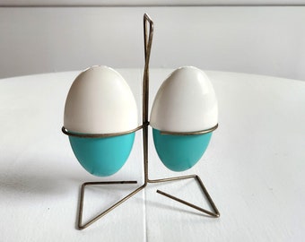 Vintage Atomic Eggs Plastic Salt and Pepper Shakers & Metal Caddy Stand --- Retro 1950s Kitchen Home Decor --- Groovy Mid-Century Shakers