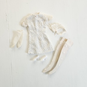 Vintage White Lace Babydoll Wedding Dress Outfit Barbie-Sized Fashion Outfit --- Retro 1960s 1970s Doll Clothing Accessories Matching Set