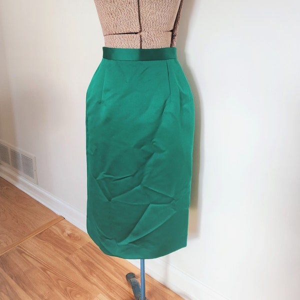 Vintage Simple Green Pencil Skirt --- Retro Colorful Bold Girls Petite Women's Clothing --- Business Casual Summer Formal Fashion Style