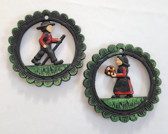 Vintage Amish Man & Woman Cast Metal Wall Decor Pot Rest Trivets - Set of Two - Retro Pennsylvania Dutch Lancaster Farmhouse Kitchen Decor
