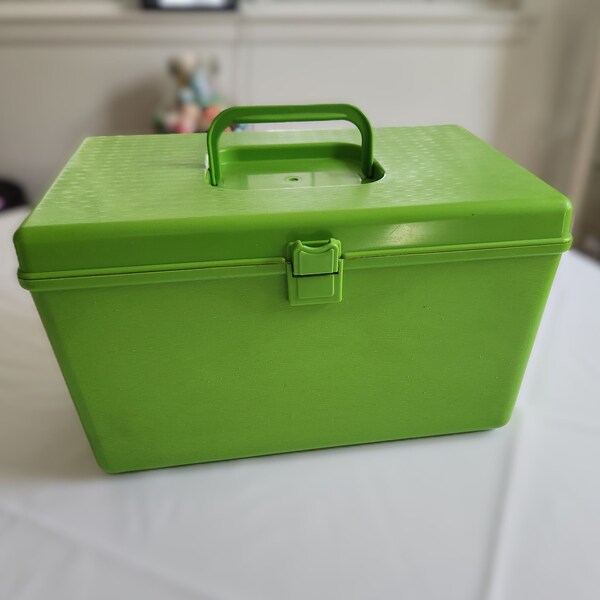 Vintage Wil-Hold Wilson MFG. Large Green Plastic Sewing Case - Retro Arts Crafts Supplies Travel Storage Box - Needlepoint Embroidery Artist