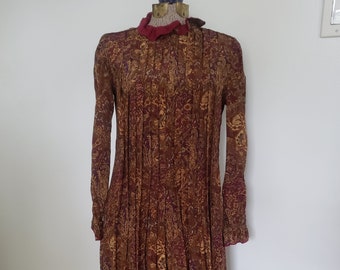 Vintage Albert Nipon Silk Dark Brown Paisley Pleated Dress --- Retro 1980s Designer Clothing --- Rich Earth Tones Elegant Women's Fashion