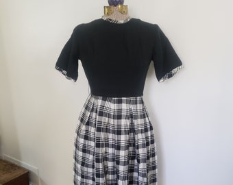 Vintage Black & White Tartan Plaid Dress --- Retro 1950s 1960s Petite Juniors Women's Clothing --- Wednesday Addams Style Goth Girl Vibes