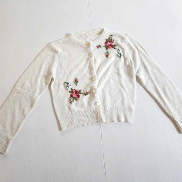 Vintage White with Embroidered Flower's Girls' Cardigan Sweater --- Retro Little Children's Cute Knitwear Clothing --- Winter Flower Shirt