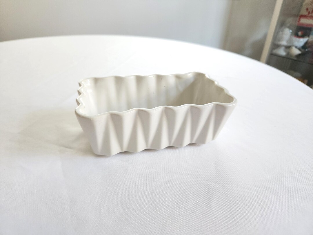 Vintage White Triangle Geometric Ceramic Planter --- Retro Mid-century ...