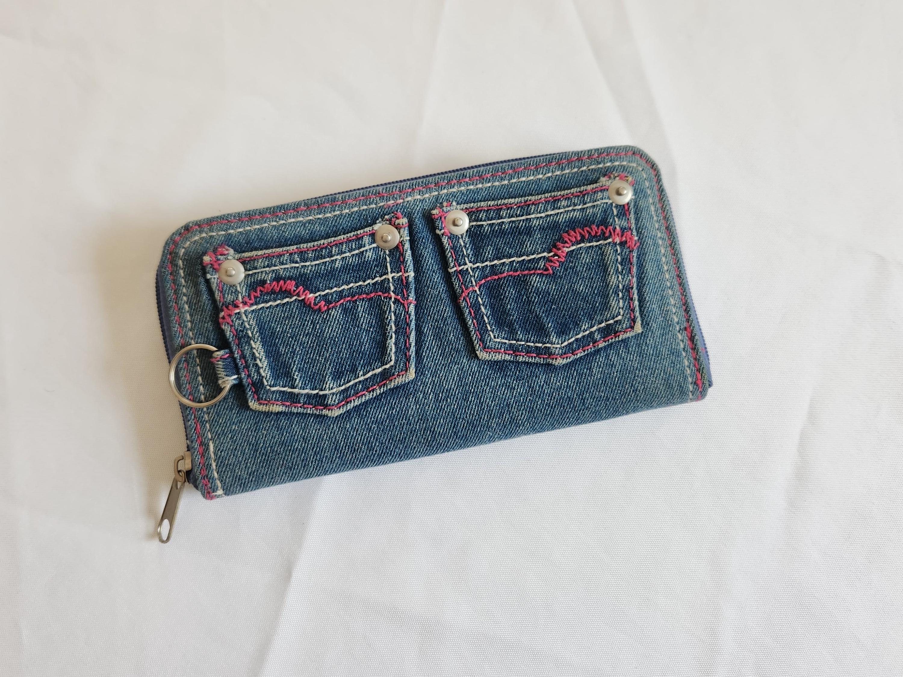 00s y2k SCULPTOR cross strap wallet Vintage Y2k Wallet - Etsy