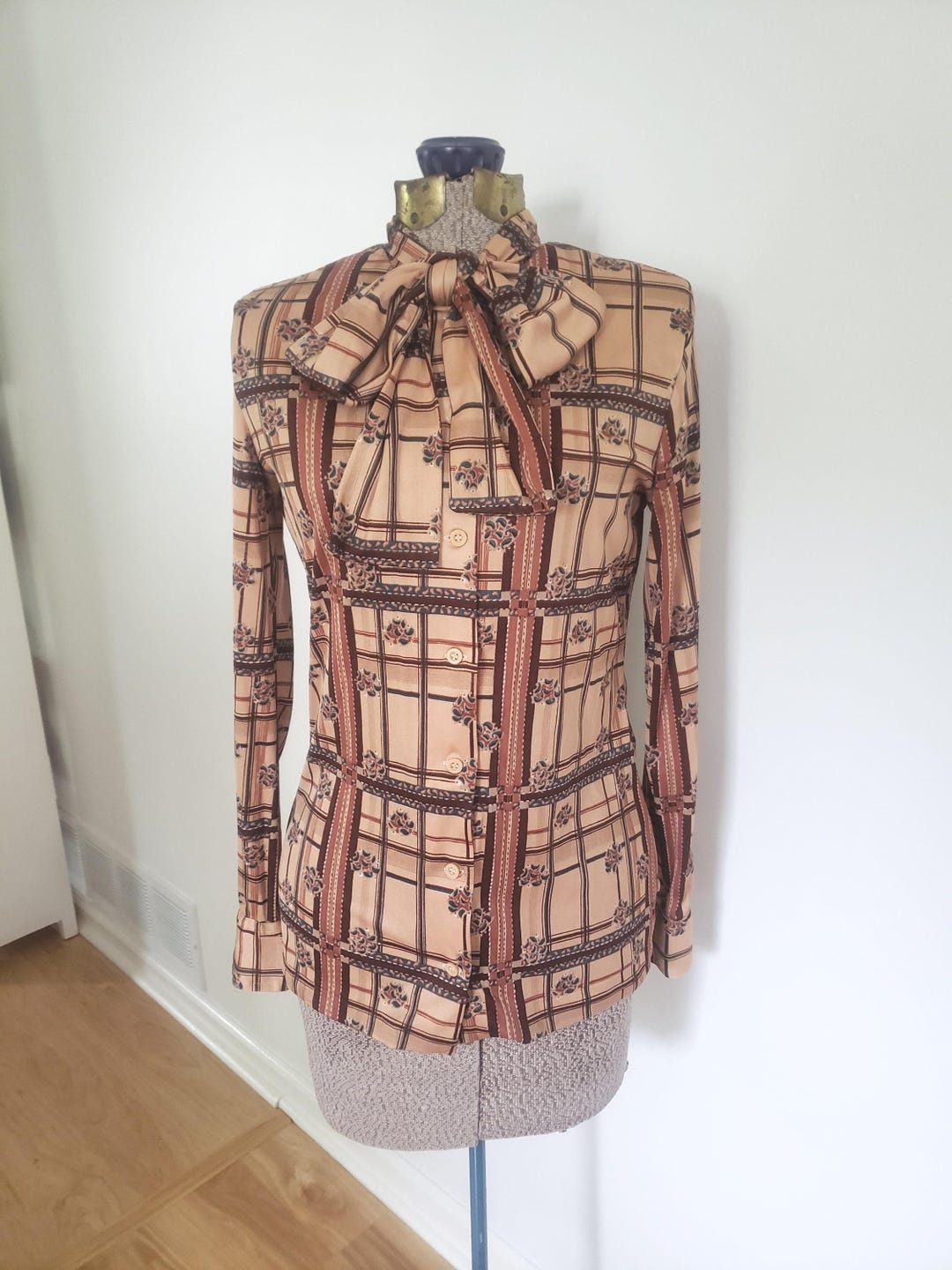 Vintage Huk Sheen by Huk-a-poo Ornate Stripes Pussy Bow Collar Blouse ...