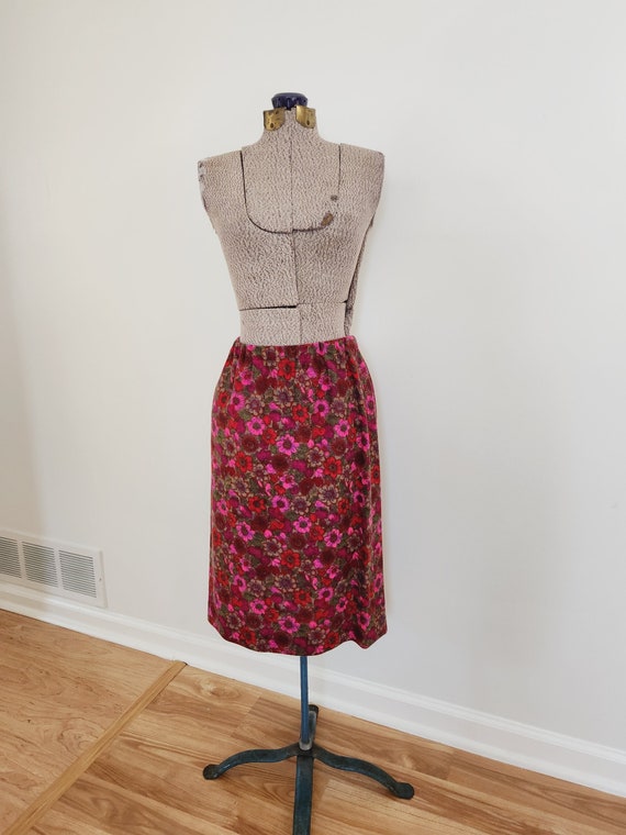 Vintage Red & Neon Pink Flower Pencil Skirt --- Re