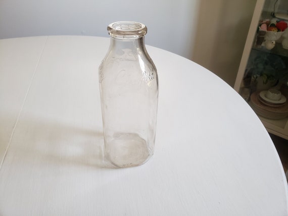 Set of (4) Mid-Century Vintage Milk Bottles. All Made in USA. – Sustainable  Deco, Inc.