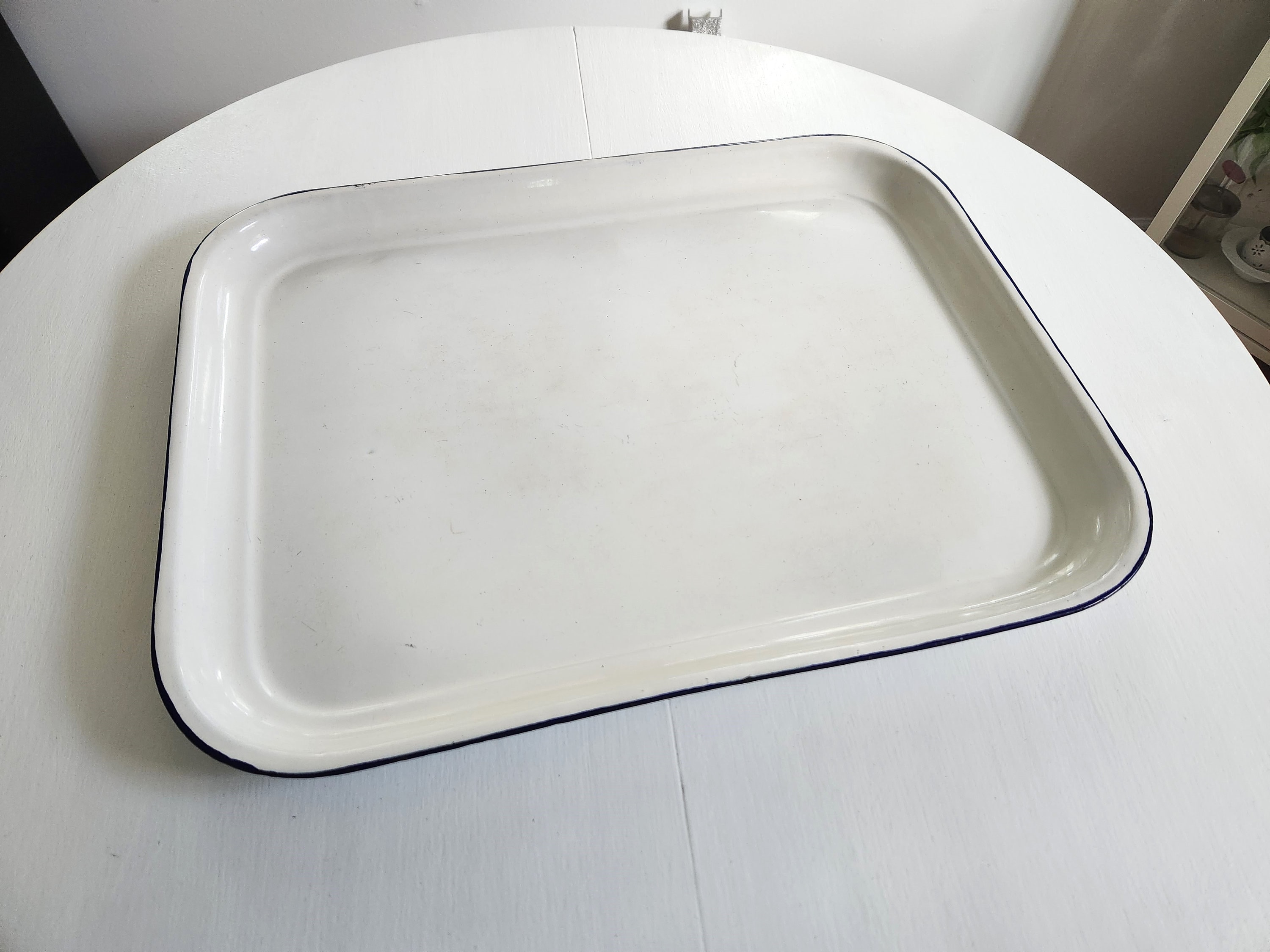 Vintage Extra Large White L & G MFG. Co. Enamel Tray Retro Simple Rustic  Farmhouse Home Decor Kitchen Counter Island Display Platter 