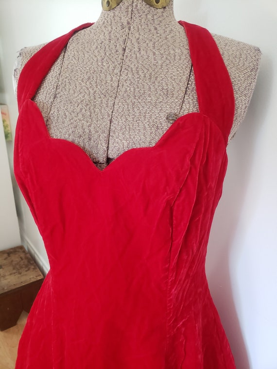 Vintage Steppin' Out Red Velvet Sweetheart Halter… - image 3