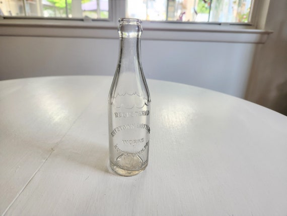 Vintage Owens Boat Tumbler 10oz by Retro Boater Vintage Owens Boat Tumbler 10oz by Retro Boater