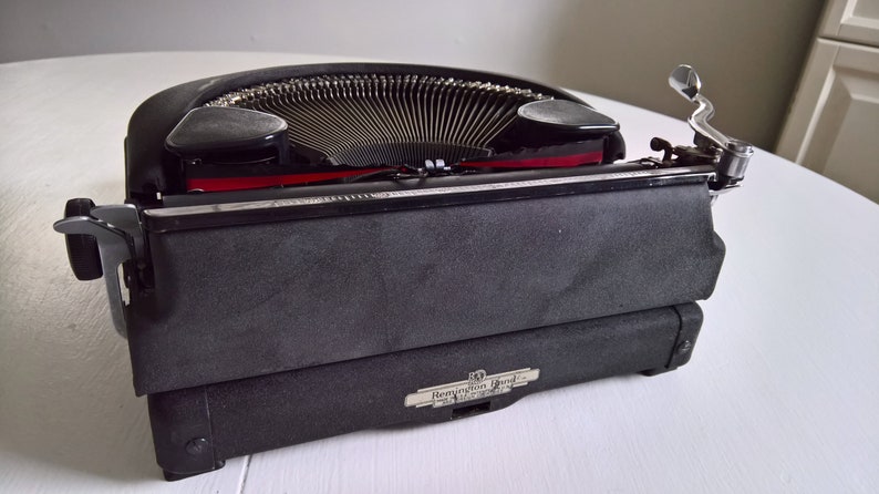 - Vintage Remington Rand Deluxe Model 5 Typewriter Typist Machine Portable Manual Beautiful Industrial Journalist Office 1940/'s Home Decor