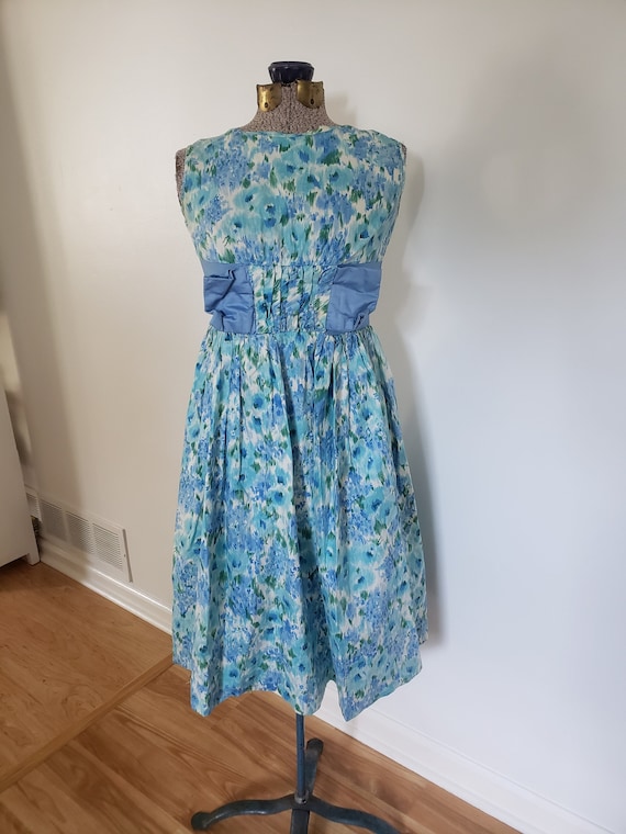 Vintage Blue Flower Garden Girls' Party Dress --- 