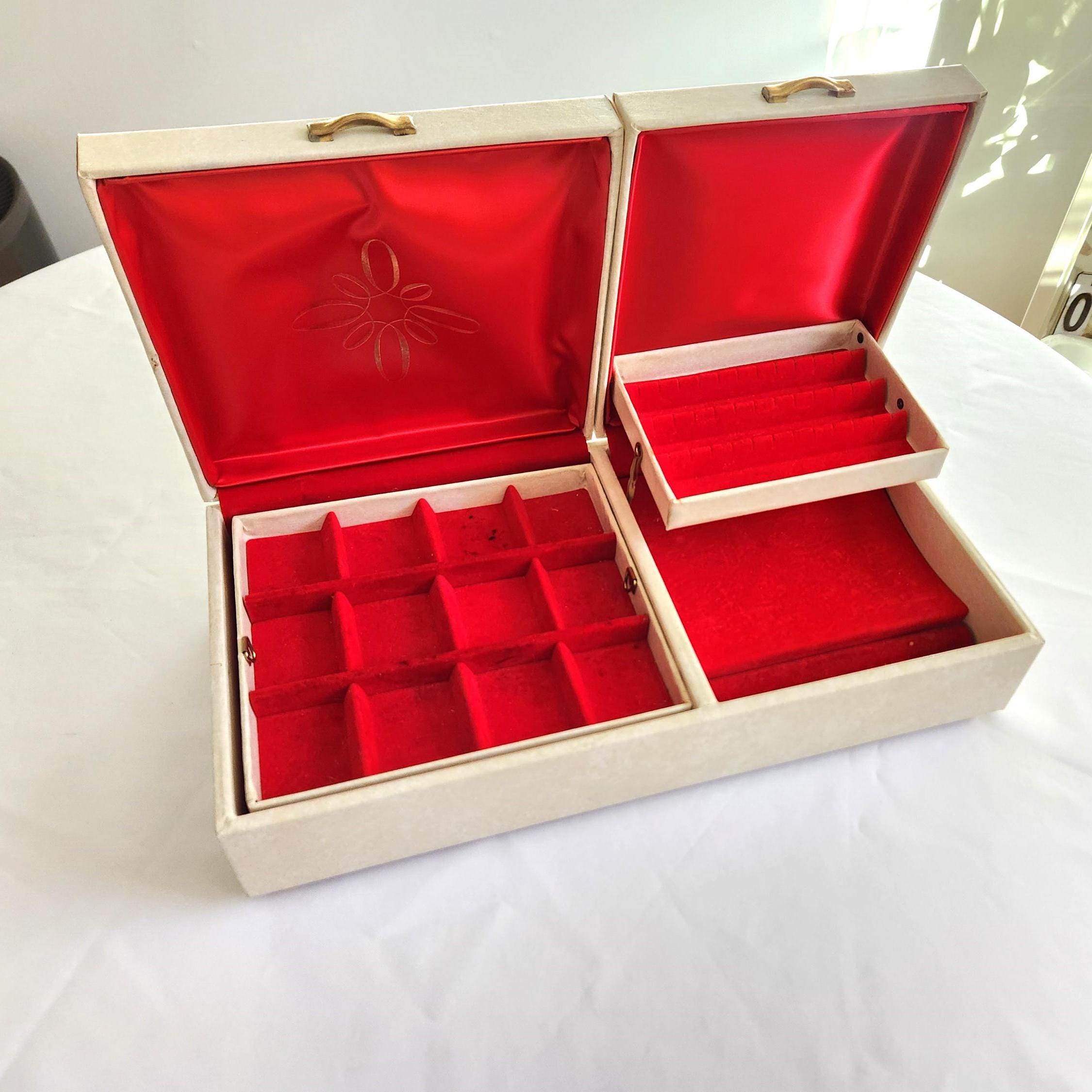 Vintage Buxton Cream-Beige Red Interior Jewelry Box --- Retro 1950s 1960s Trinket Storage Organization --- Cute Mid Century Bedroom Decor