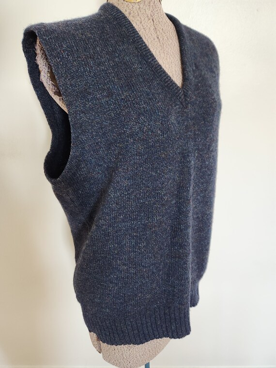 Vintage Robert Bruce Dark Blue V-Neck Sweater Ves… - image 7