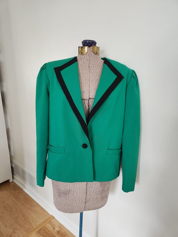 Vintage Sherbet Green with Black Trim Blazer Suit… - image 1