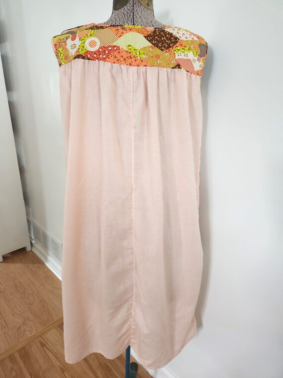 Vintage Peach Pink & Patchwork Pattern Nightie Dr… - image 6