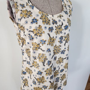 Vintage Yellow & Blue Flowers Tank Top Retro Cute Floral Print Women's Clothing Sleeveless Gardener Plant Lady Fashion Summer Shirt image 7