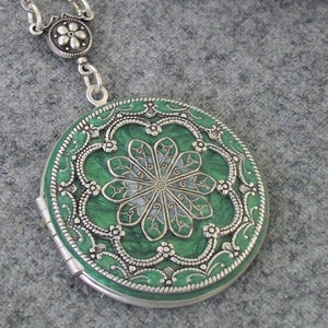 Vintage Emerald Green Enamel Locket: Matte Silver Finish, 1970s Style