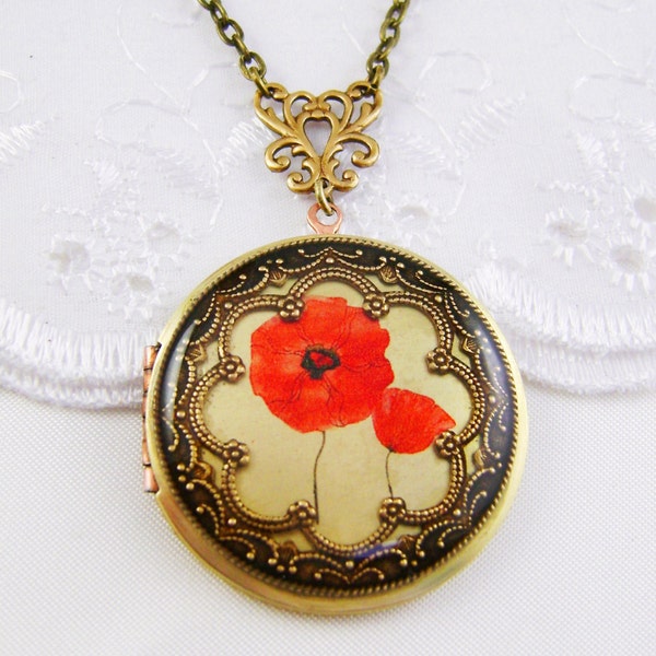 Poppy Locket, Vintage Red Poppy Locket, Photo Locket, Mother's Day Wedding Locket Picture Locket