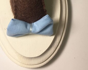 Cream background add-on for faux taxidermy felt animals