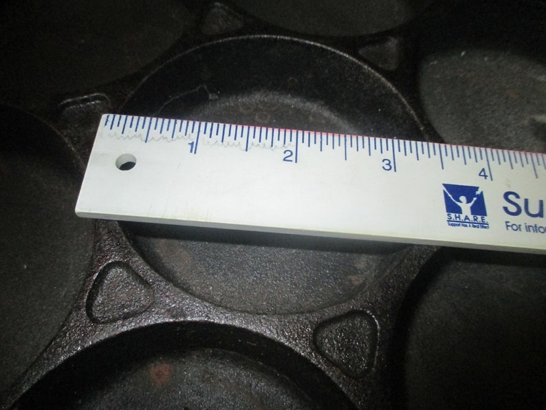 Vintage Biscuit Pan Cast Iron by Lodge U.S.A. 7B2 Etsy