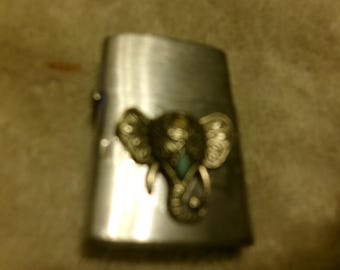 Encendedor de cigarrillos vintage de elefante, cromado macizo