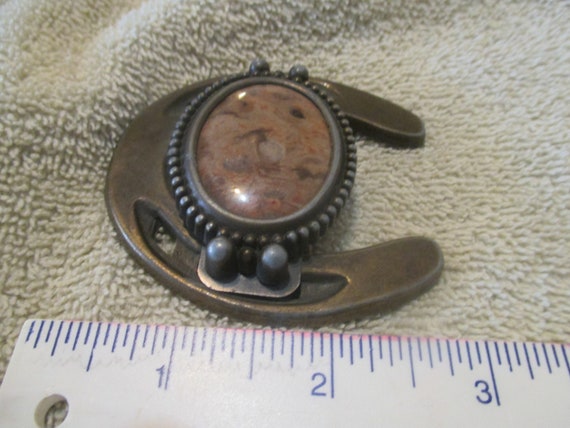 Vintage Horseshoe on a Rock Buckle by C/B # HS201 - image 3