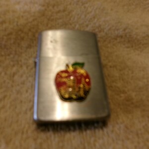 apple cigarette lighter Vintage Mastercraft New York 