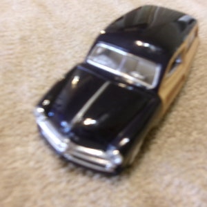 Vintage S 1949  Ford Woody Wagon SS Dark Blue Scale 1/38