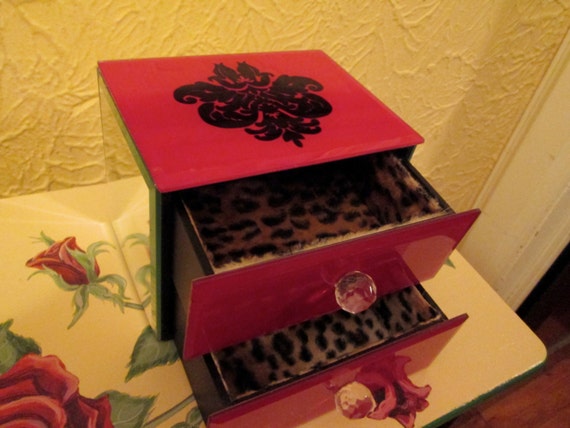 Jewelry box, jewelry storage, tabletop jewelry box