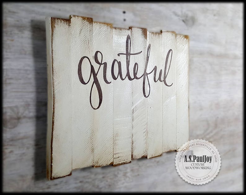 Rustic Pallet Picture Frame With Metal Clips Grateful Pallet Etsy