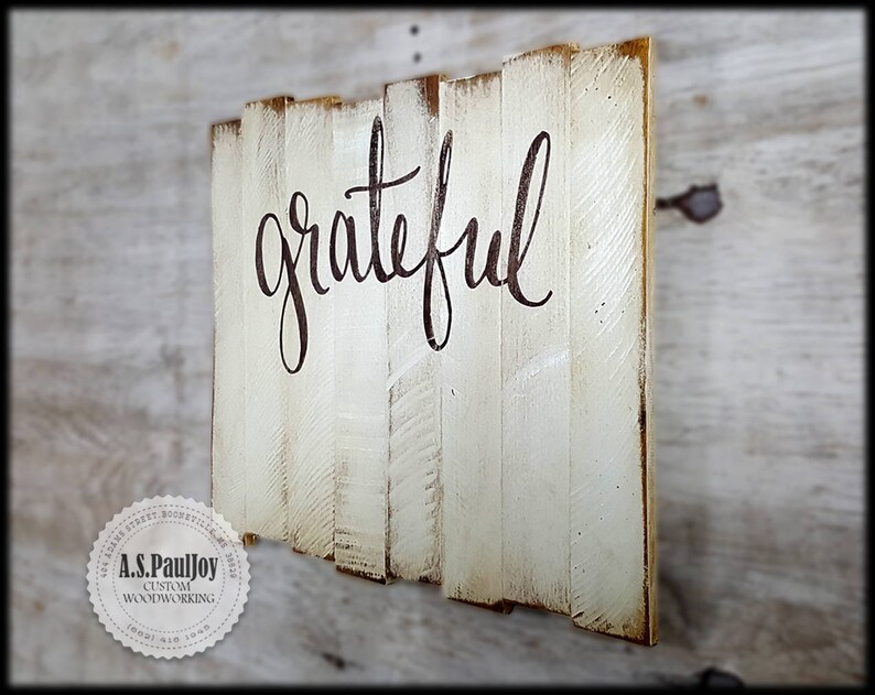 Rustic Pallet Picture Frame With Metal Clips Grateful Pallet Etsy