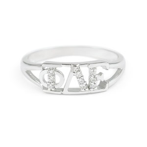 Phi Delta Epsilon Sterling Silver Ring, engastado con diamantes simulados // ΦΔΕ Sorority Jewelry // Sorority Rings // Greek Letter Gifts //