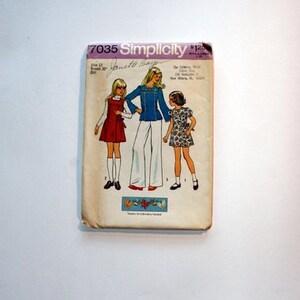 Meisjes korte jurk, trui of top - maat 12, vintage naaipatroon, UNCUT out-of-print 1975