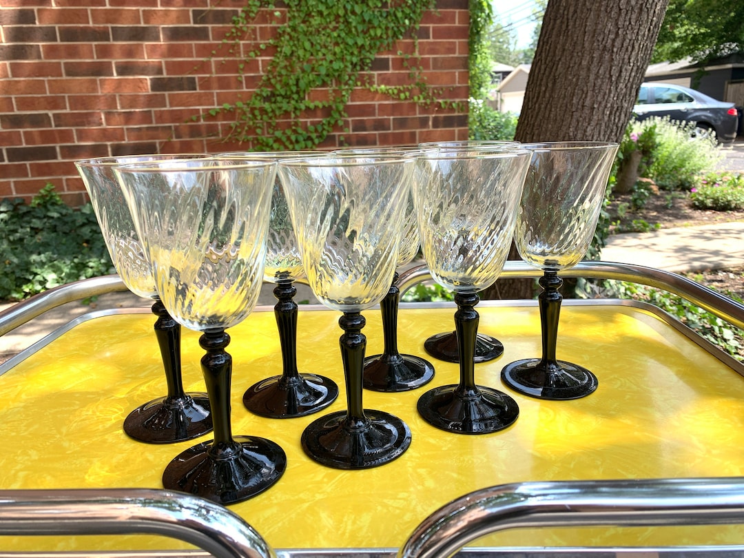 8 Stems Crystal Wine Glasses Black Optic Swirl France Etsy