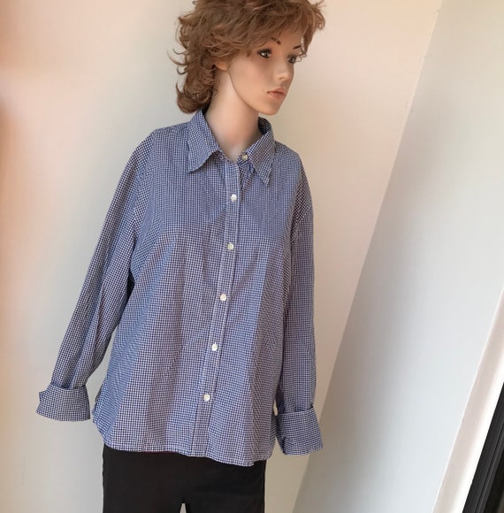 trending now spring outfit spring top spring shirt