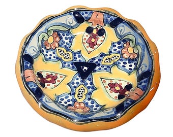 Small vintage signed Talavera dish: wall display, trinket holder or ash tray
